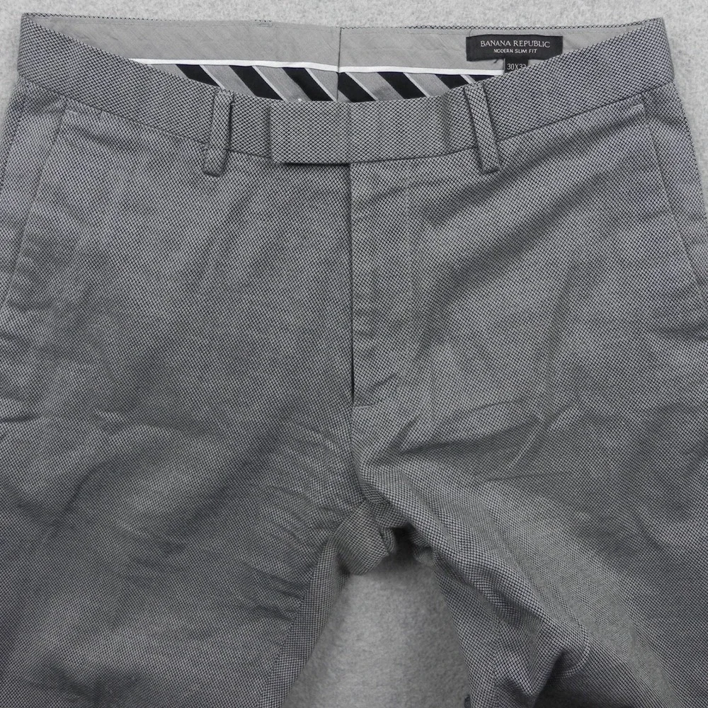 Banana Republic Modern Slim Fit Pants Mens 30x32 Grey Micro Diamond Flex Chino